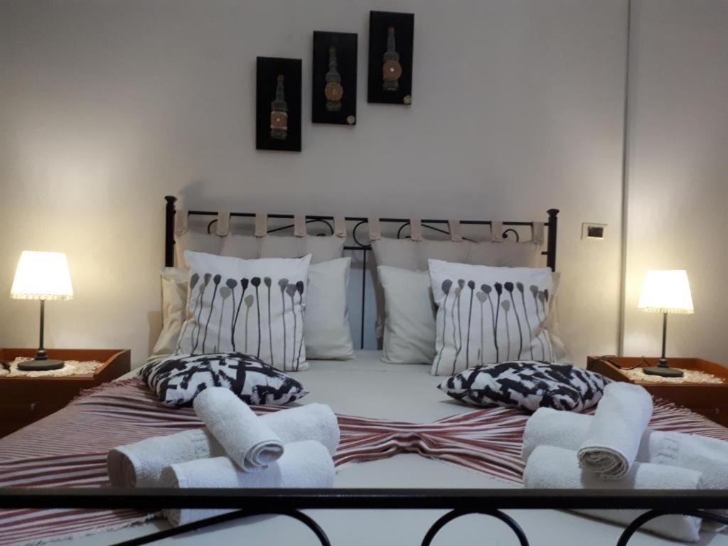 Villa La Casa Re Basuli à Noto Extérieur photo